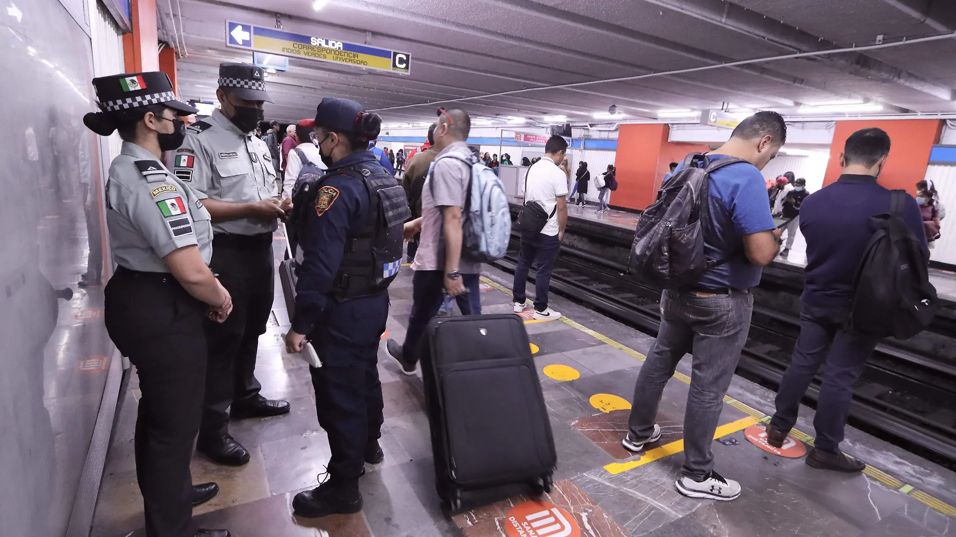 GUARDIA NACIONAL EN EL METRO-07